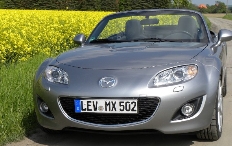 Zum Artikel Fahrbericht Mazda MX-5 Roadster Coupé: Freizeitvergnügen