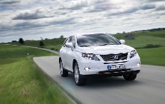 Zum Artikel 03.02.2011: Fahrbericht Lexus RX 450h: Viel Spar- und Spaßpotential